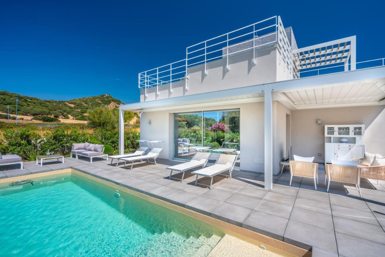 Villa Kosmos - Piscina E Giardino - Villasimius Bagian luar foto
